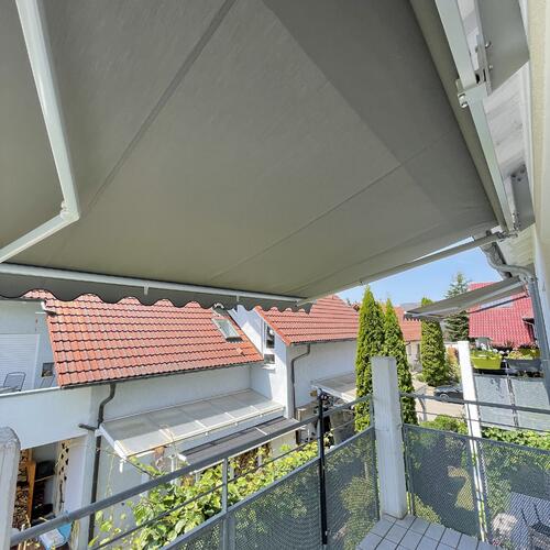 Gelenkarmmarkise Dachsparrenmontage