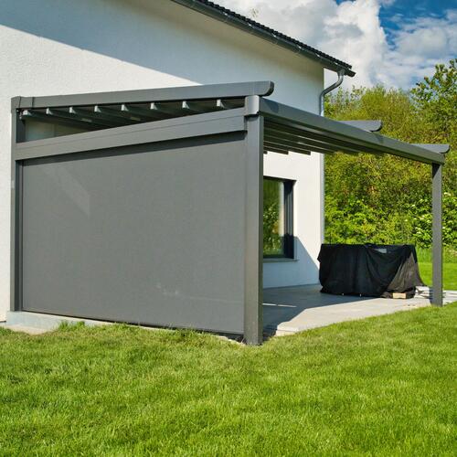 NM Pergola-Faltmarkise mit Zip-Senkrechtmarkise